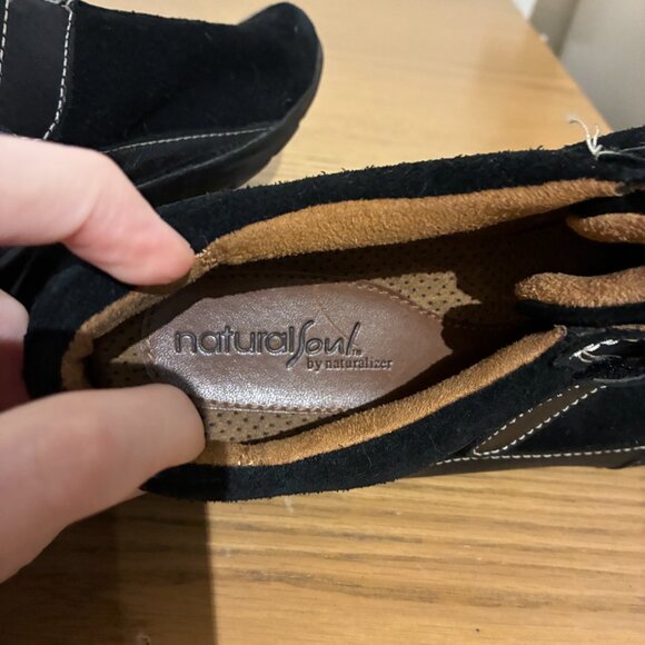 Natural Soul by Naturalizer Black Leather Loafers - Women's 9 - Picture 6 of 9